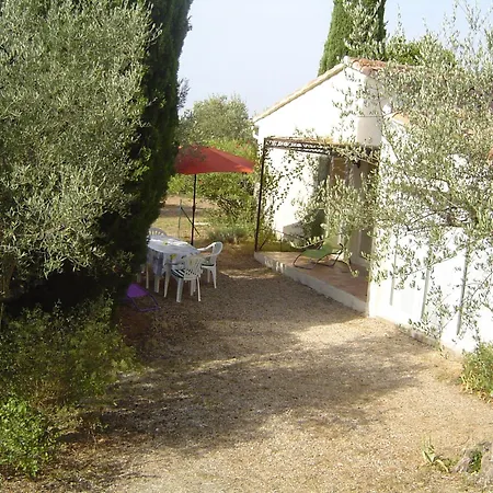 Mediterranean Garden Retreat Villa *
